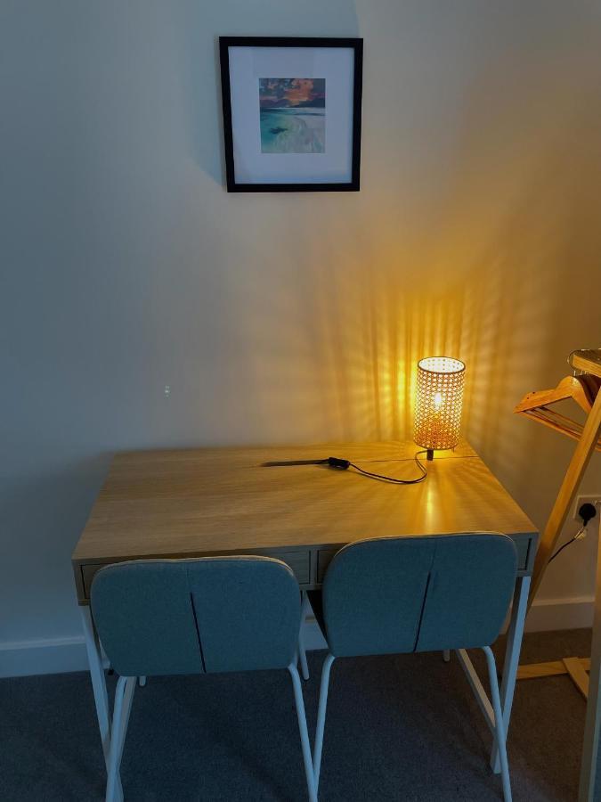 Number 10 Stunning Apartment, Fantastic Location! Exmouth Exterior photo